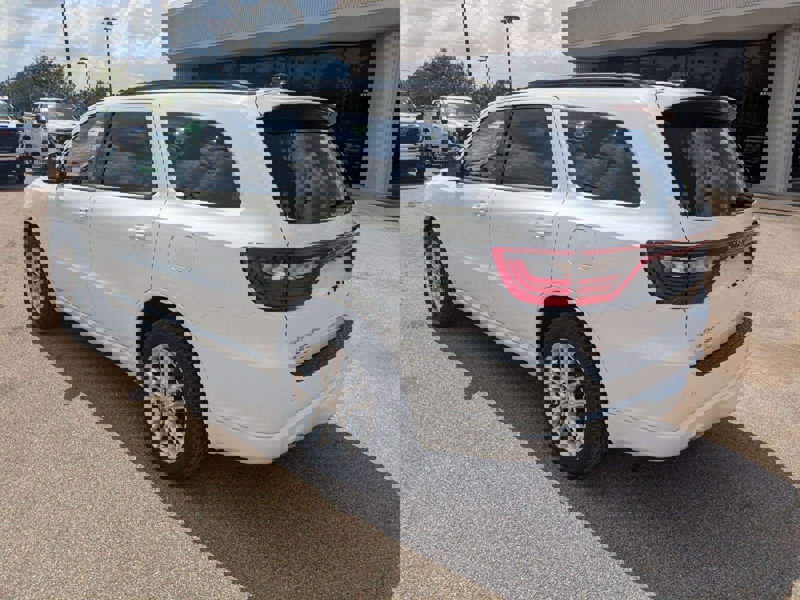 Used 2023 Dodge Durango GT image 36