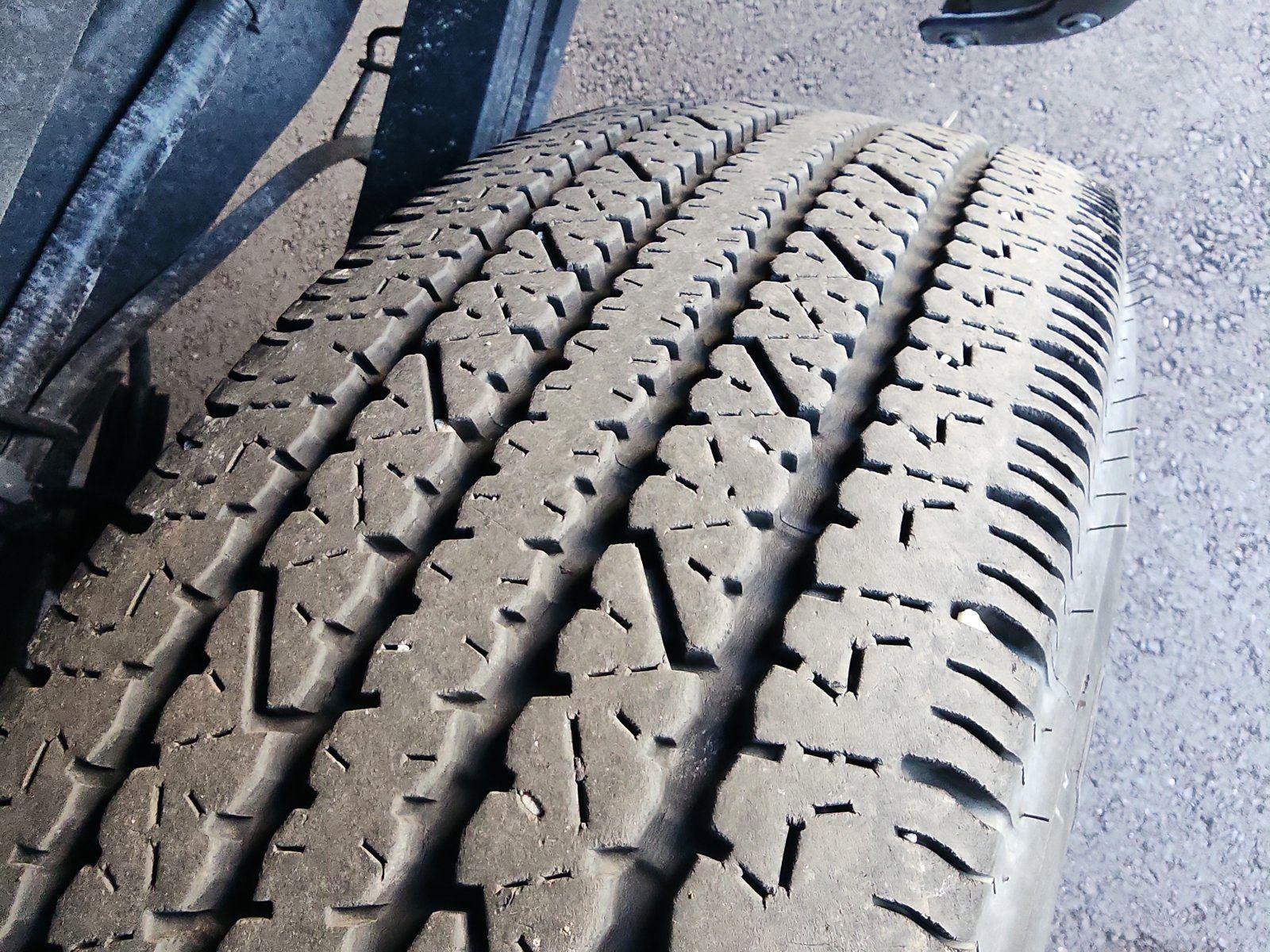 Used 2024 Chevrolet Express 2500 w/ Driver Convenience Package image 10