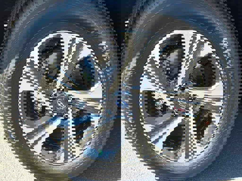 Certified 2024 Subaru Crosstrek 2.0i Premium image 10