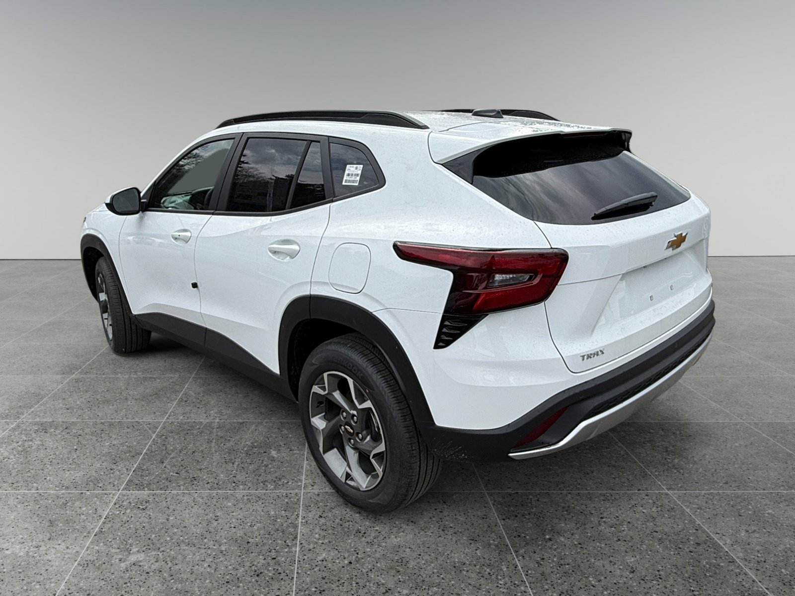 New 2026 Chevrolet Trax LT w/ Driver Confidence Package FWD image 3