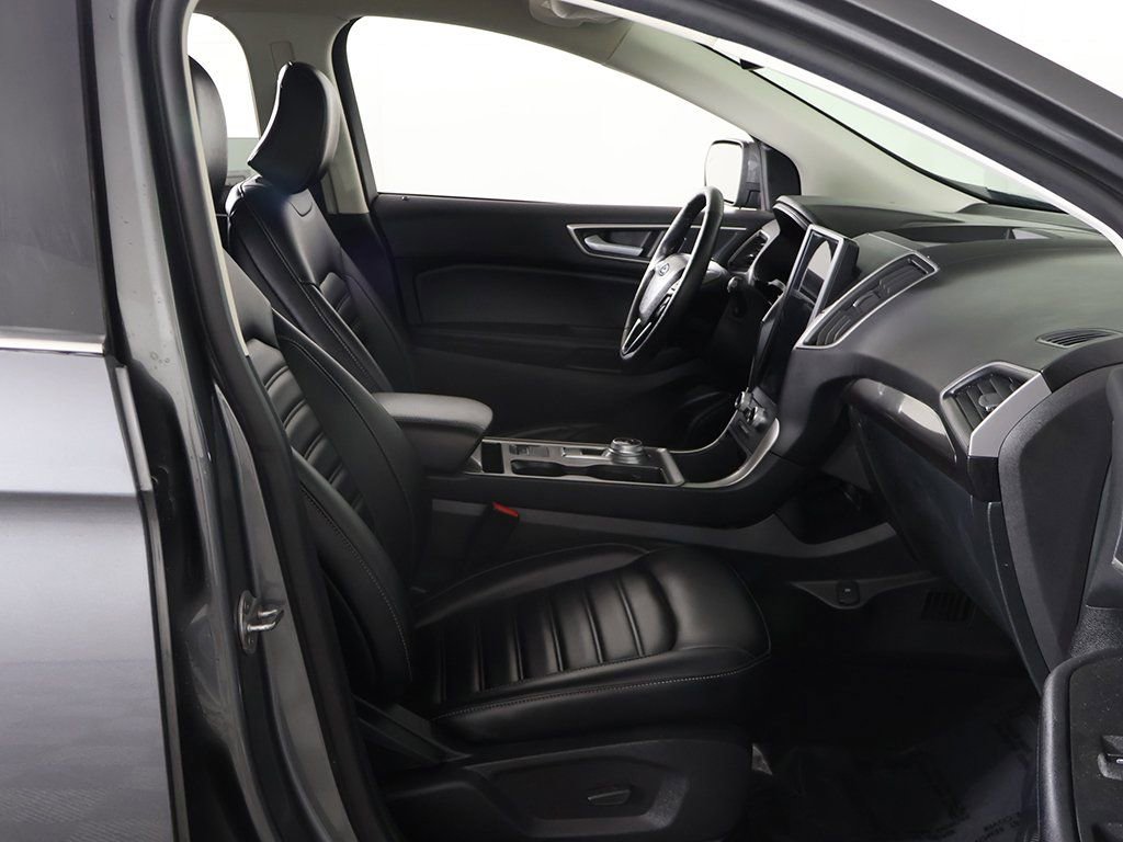 Used 2024 Ford Edge SEL image 26