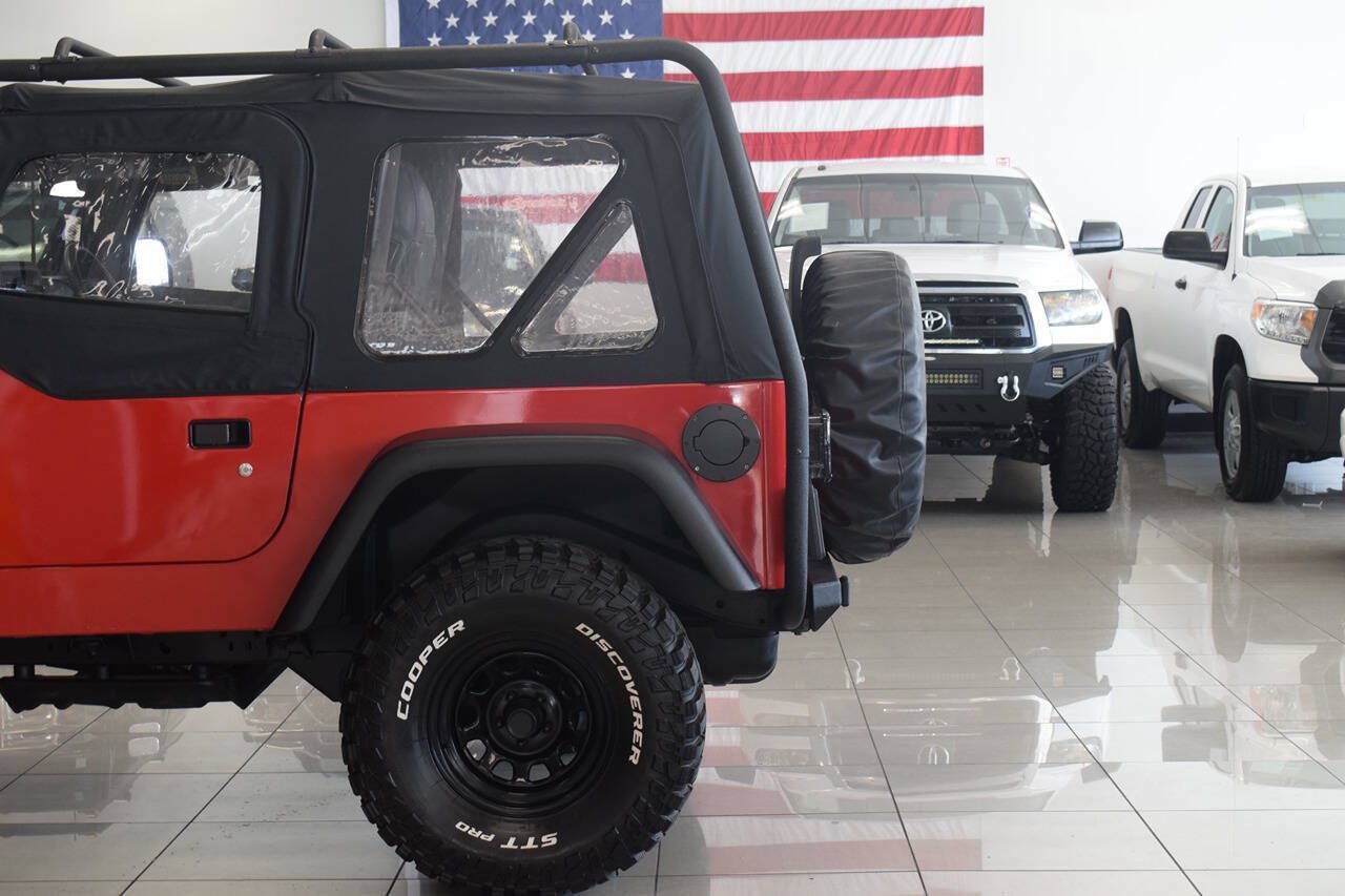 Used 2004 Jeep Wrangler SE AWD/4WD image 14