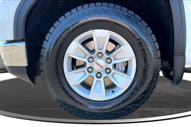 Used 2023 GMC Sierra 1500 SLE image 35