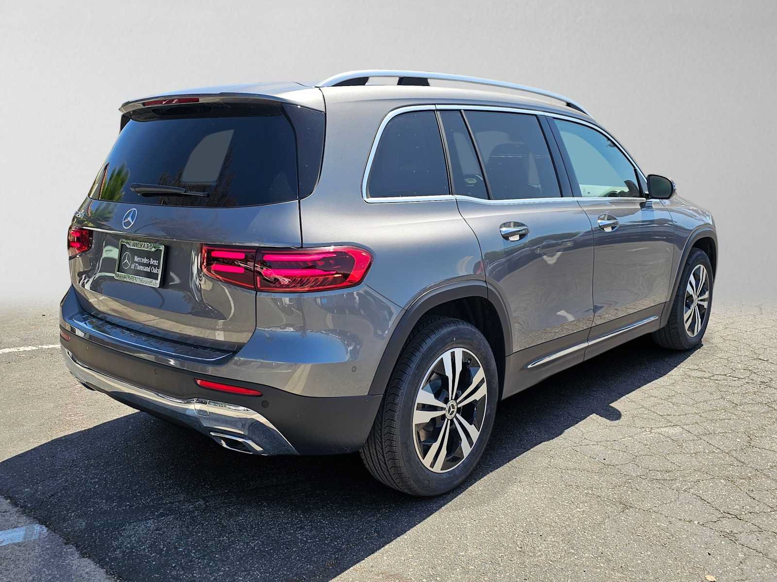 New 2026 Mercedes-Benz GLB 250 image 3