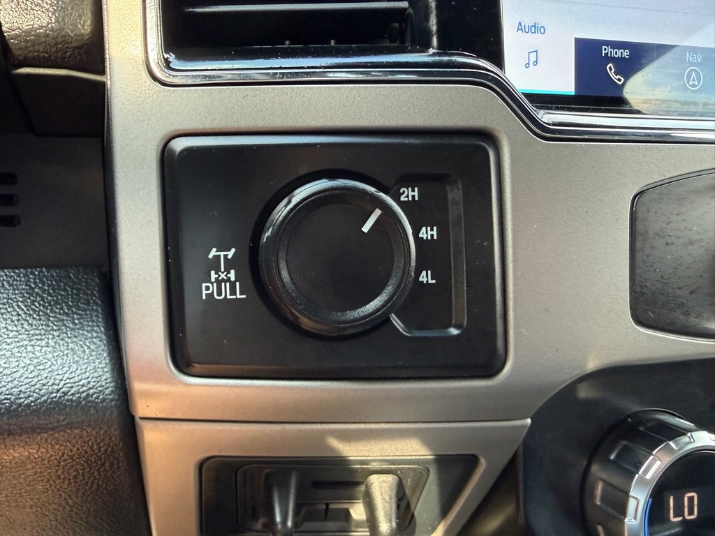Used 2022 Ford F250 Lariat w/ FX4 Off-Road Package AWD/4WD image 34