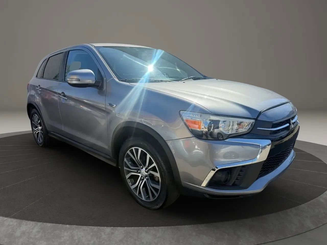 Used 2018 Mitsubishi Outlander Sport ES AWD/4WD image 3