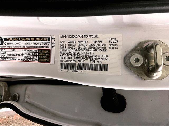 Used 2020 Acura RDX w/ Technology Package AWD/4WD image 32