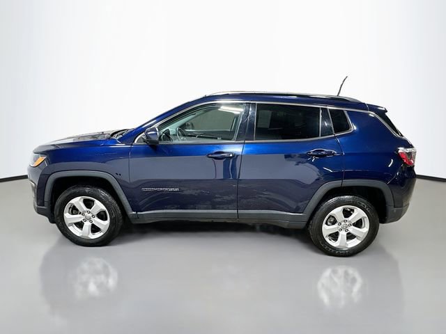 Used 2019 Jeep Compass Latitude w/ Cold Weather Group AWD/4WD image 9