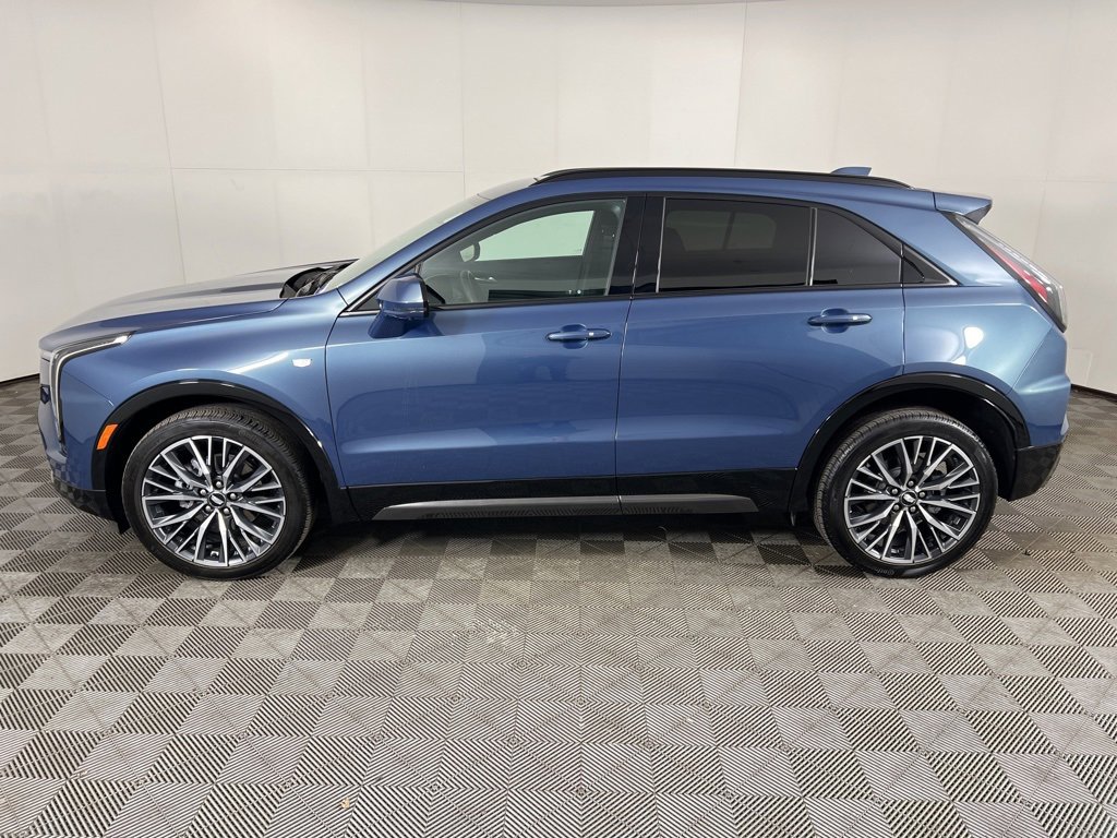 Used 2025 Cadillac XT4 Sport w/ Cold Weather Package image 12