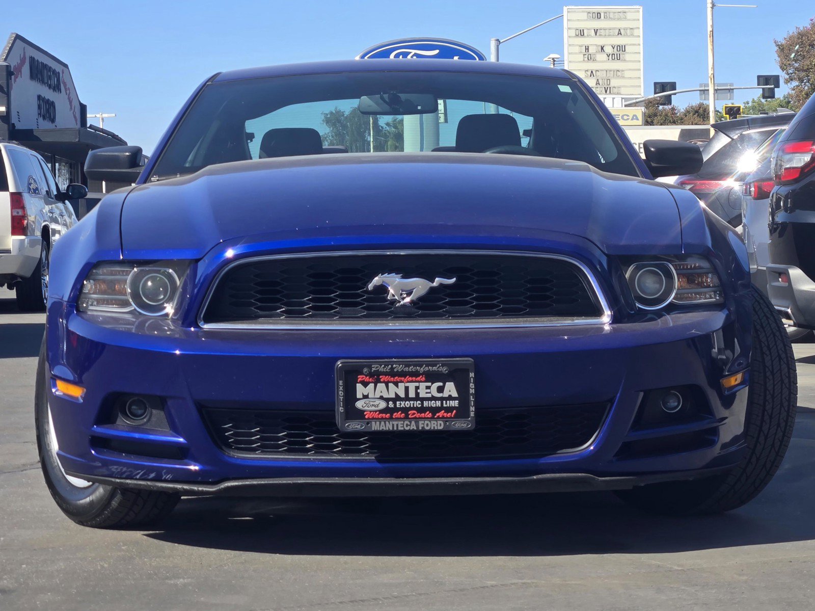 Used 2014 Ford Mustang Coupe w/ Equipment Group 102A RWD image 2