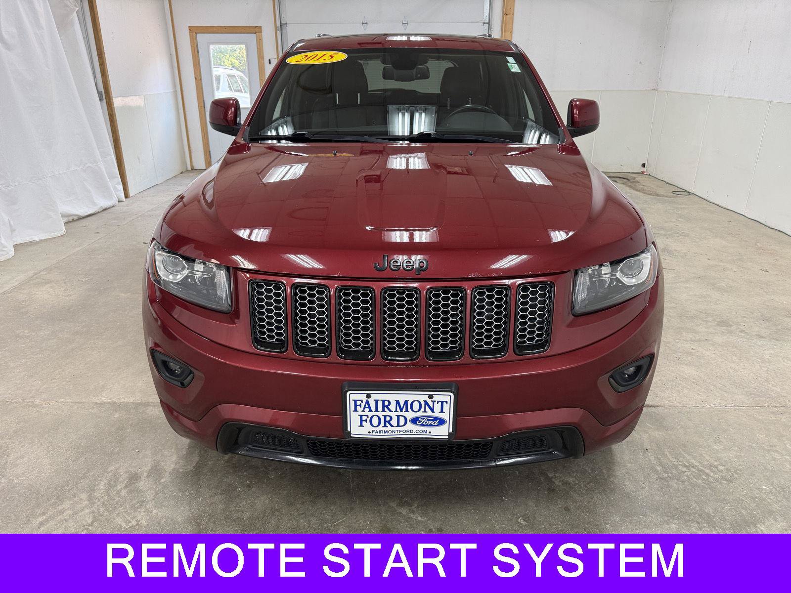 Used 2015 Jeep Grand Cherokee Altitude AWD/4WD image 3