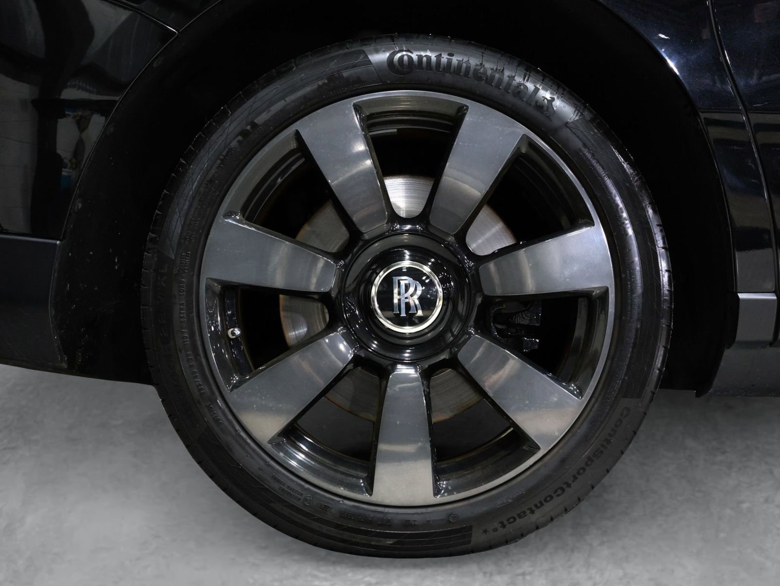Used 2019 Rolls-Royce Cullinan AWD/4WD image 8