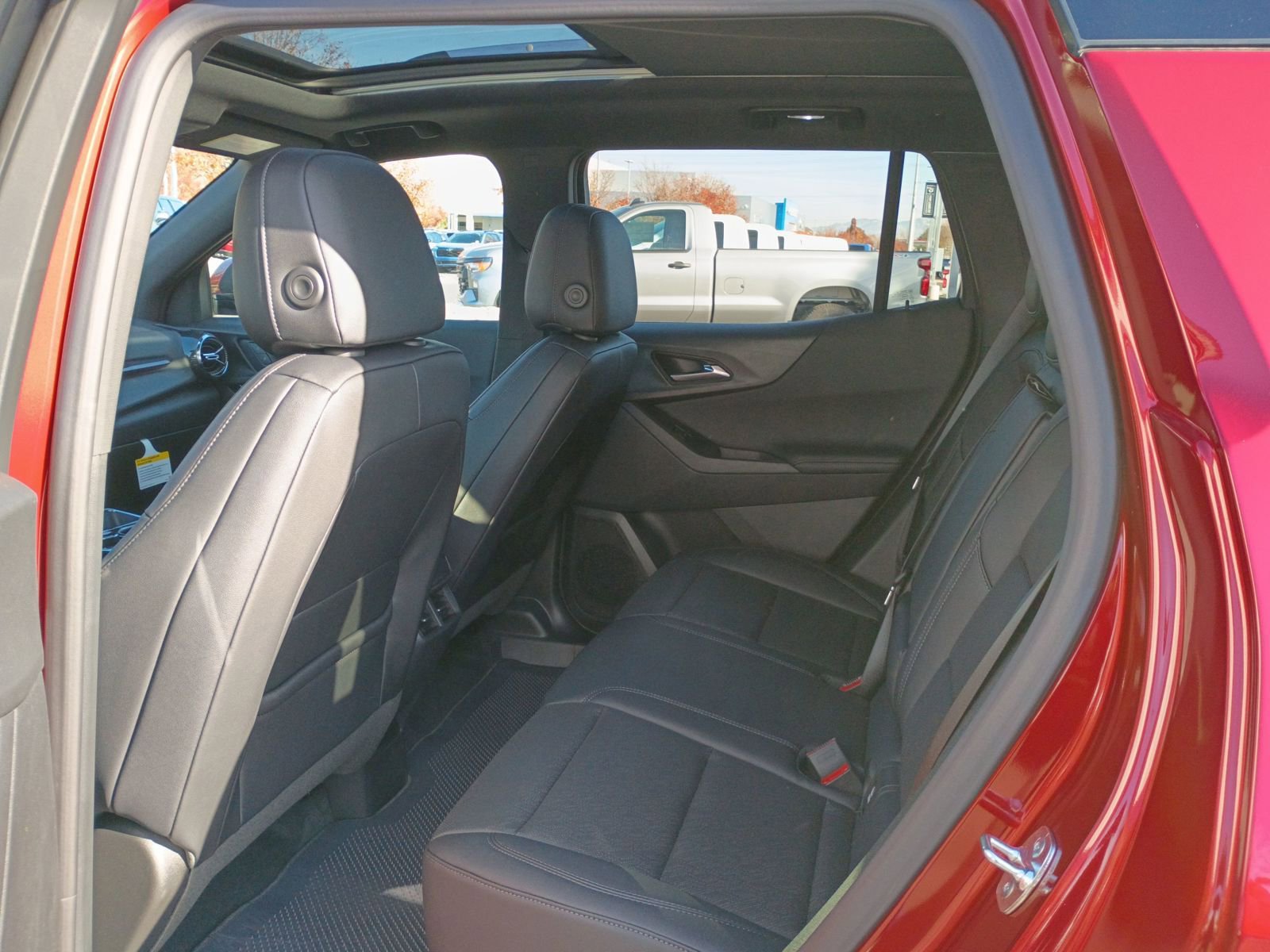 New 2026 Chevrolet Equinox LT image 24