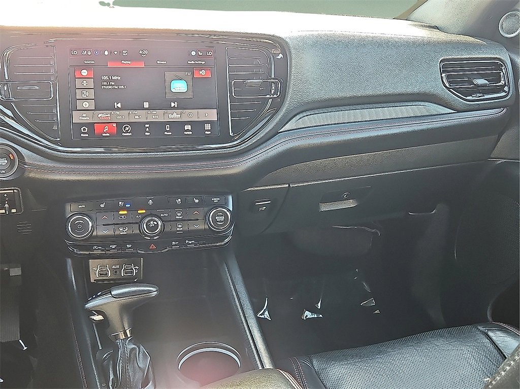 Used 2024 Dodge Durango GT image 15