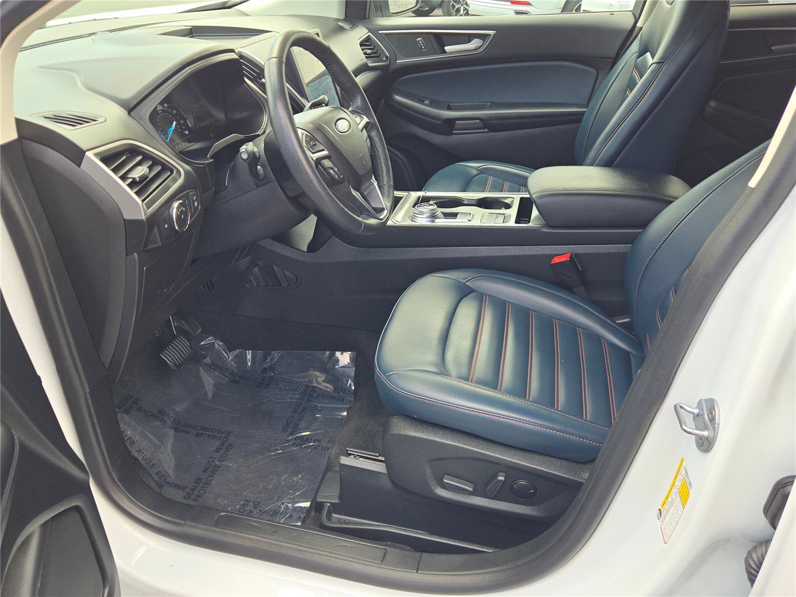 Used 2022 Ford Edge SEL w/ Sport Appearance Package AWD/4WD image 6