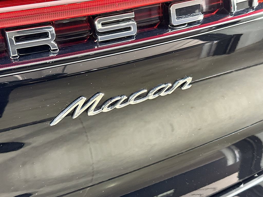 Used 2025 Porsche Macan image 34