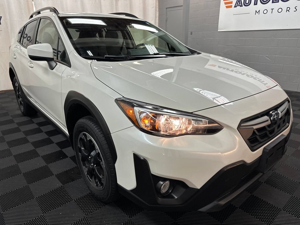 Used 2023 Subaru Crosstrek 2.0i Premium AWD/4WD image 2