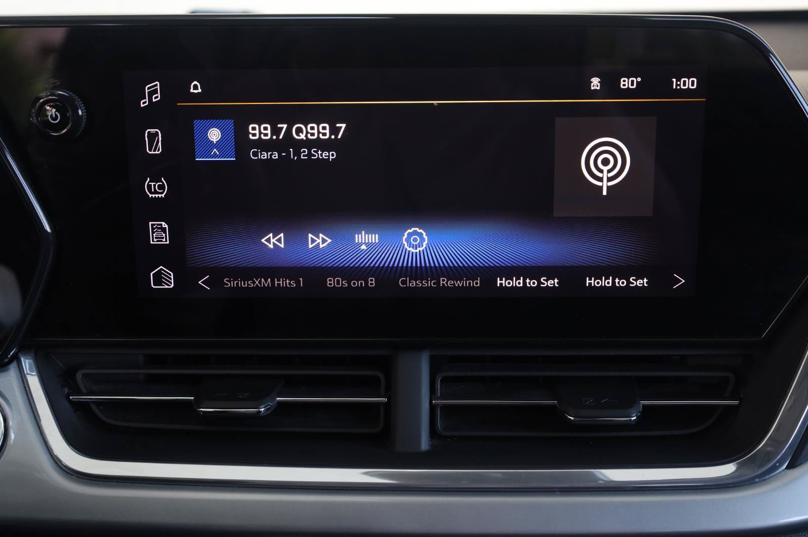 Used 2024 Chevrolet Trax LT FWD image 36