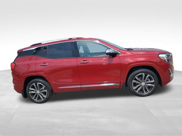 Used 2019 GMC Terrain Denali w/ Comfort Package AWD/4WD image 3