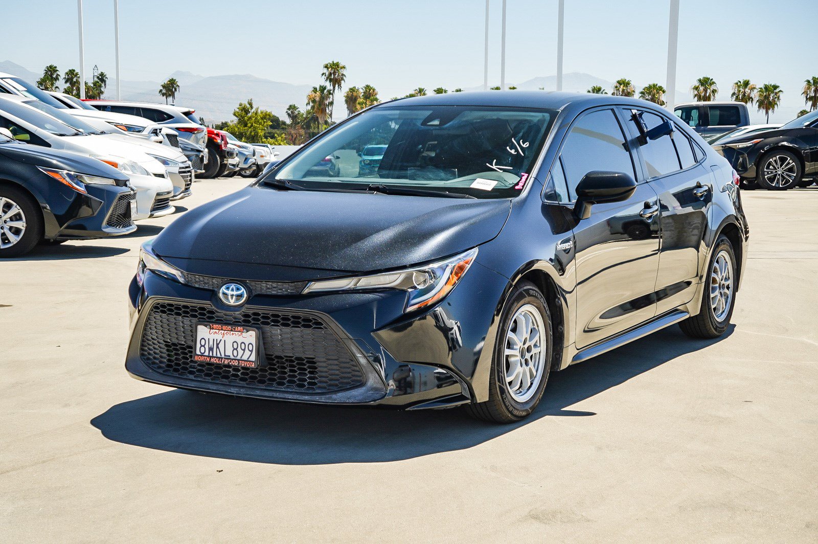 Used 2021 Toyota Corolla LE w/ Carpet Mat Package (TMS) FWD image 3