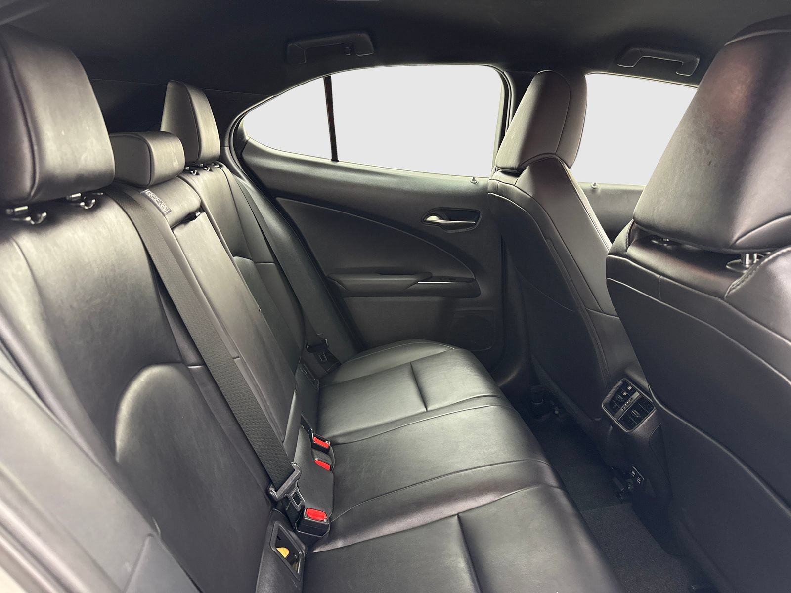 Used 2020 Lexus UX 200 w/ Accessory Package FWD image 46