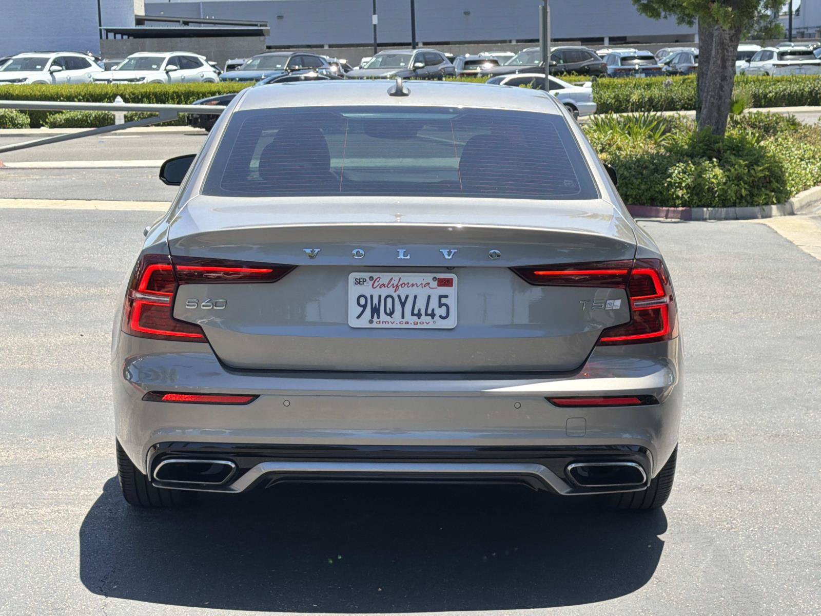 Used 2019 Volvo S60 T5 R-Design FWD image 6