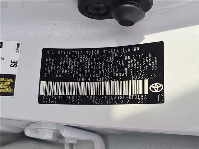 Used 2025 Toyota Corolla LE FWD image 22