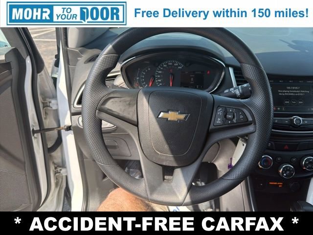 Used 2018 Chevrolet Trax LS image 18