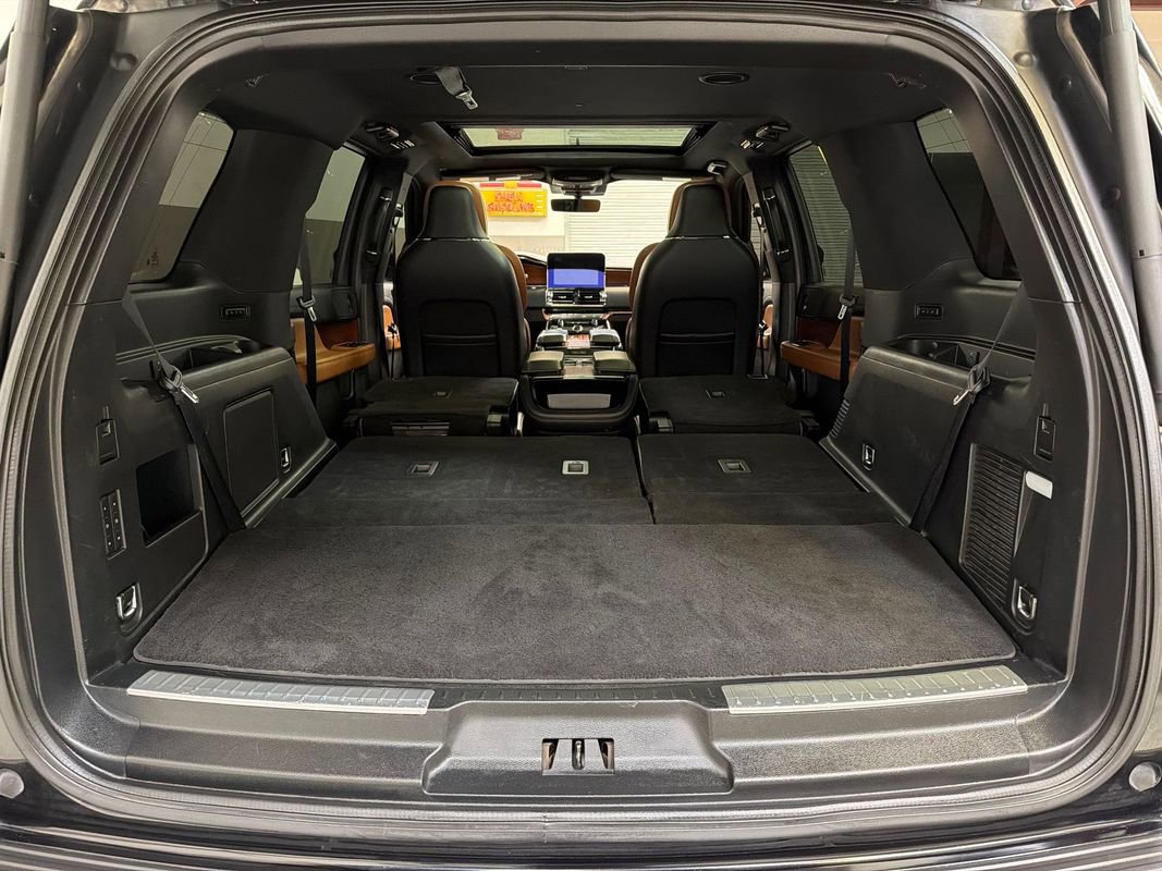 Used 2019 Lincoln Navigator Reserve AWD/4WD image 53