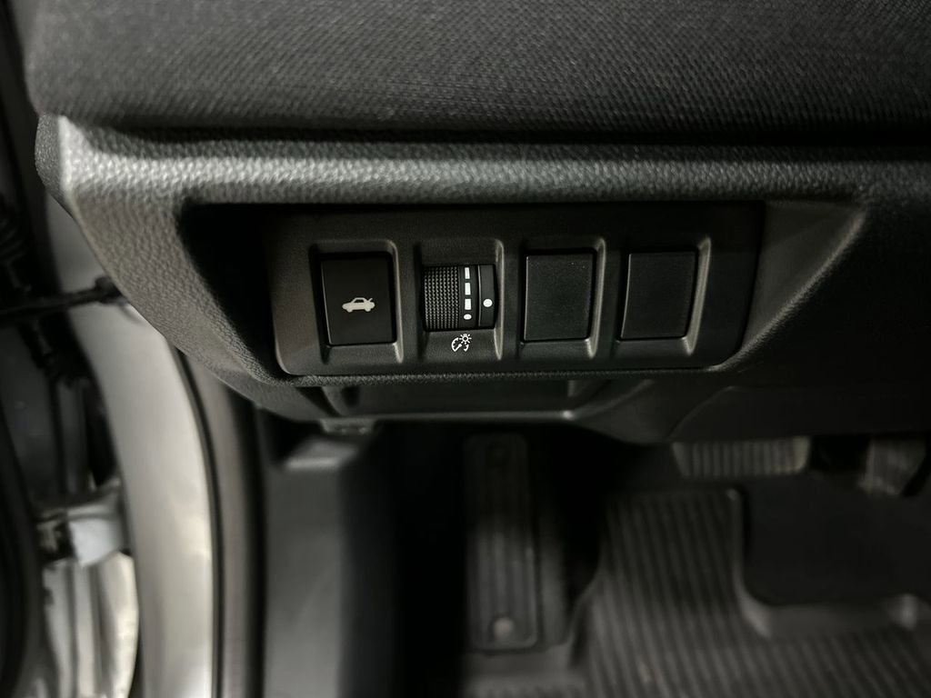 Certified 2025 Subaru Legacy Premium image 17