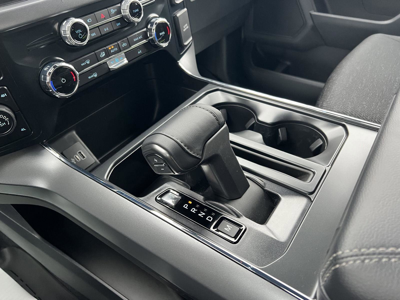 New 2026 Ford F150 XLT w/ FX4 Off-Road Package image 7