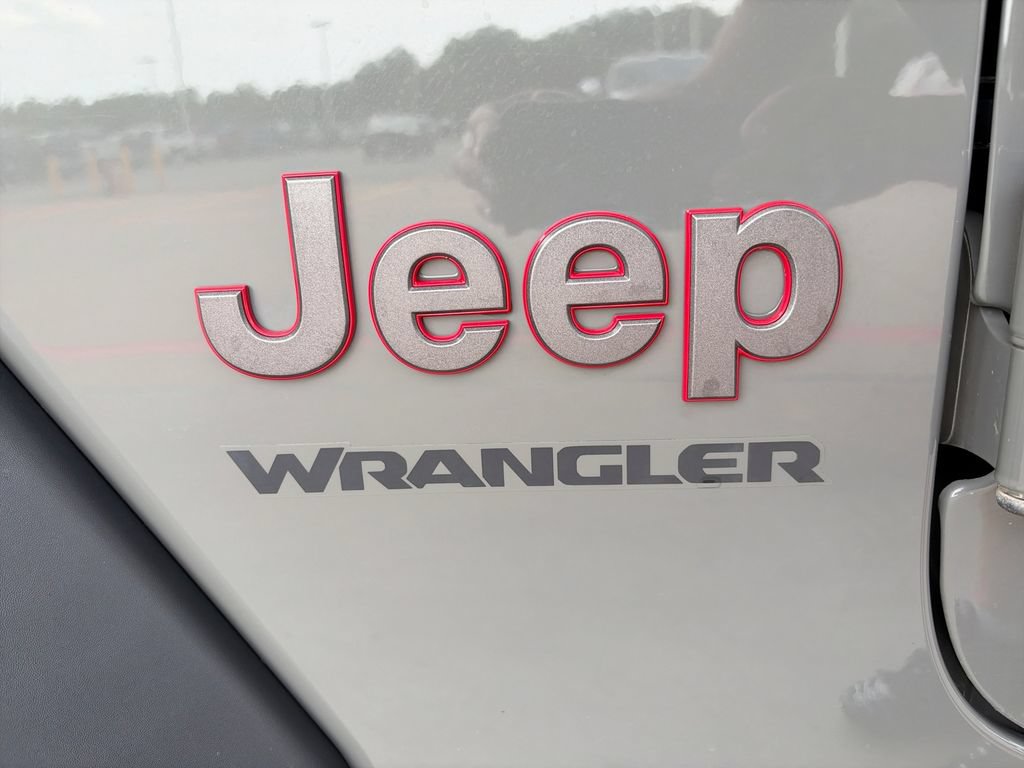 Used 2021 Jeep Wrangler Rubicon AWD/4WD image 32