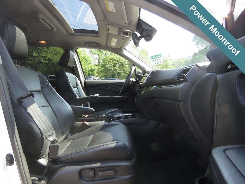 Used 2018 Honda Pilot Elite image 12