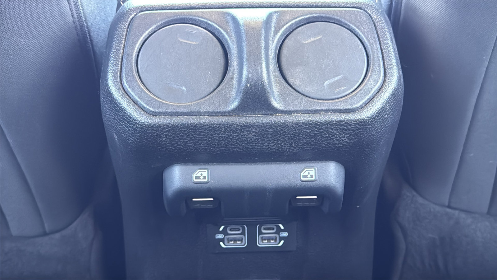 Used 2021 Jeep Wrangler Unlimited Sahara image 16