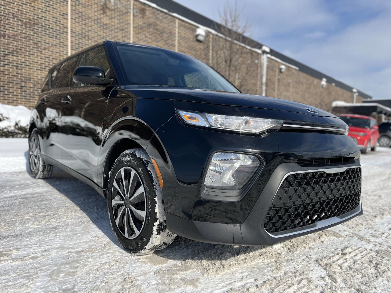 Used 2021 Kia Soul LX image 1