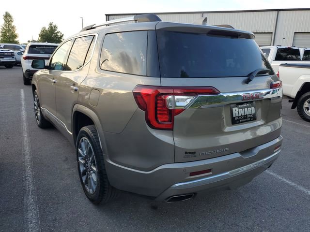 Used 2023 GMC Acadia Denali w/ Denali Technology Package FWD image 3