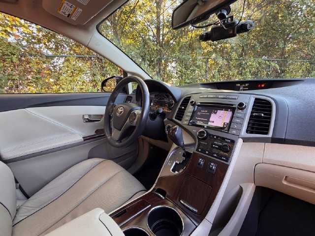 Used 2015 Toyota Venza XLE w/ XLE Premium Package FWD image 26