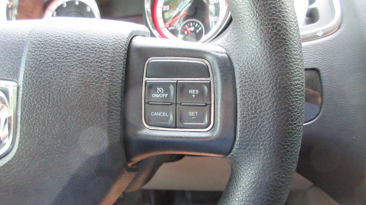 Used 2014 RAM C/V Tradesman FWD image 36