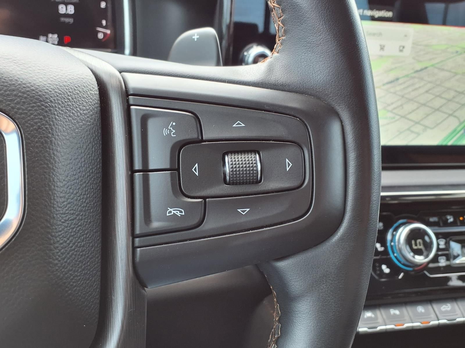 Used 2024 GMC Sierra 1500 AT4 w/ Technology Package AWD/4WD image 23