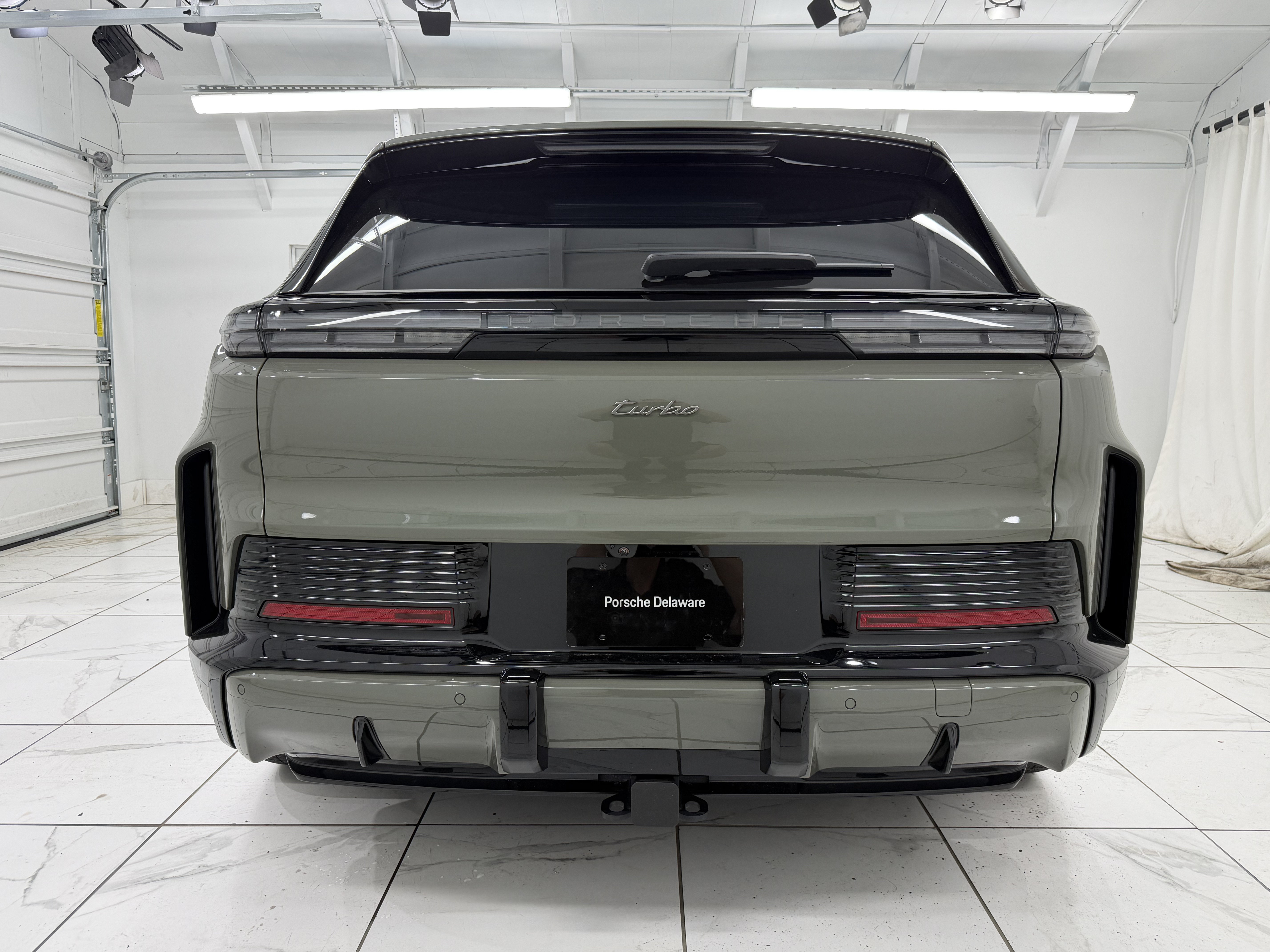 New 2026 Porsche Cayenne Turbo Electric AWD/4WD image 13