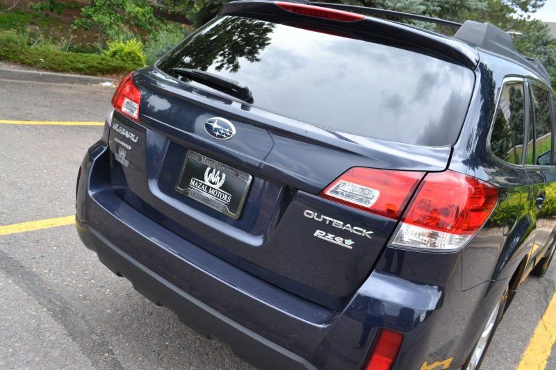 Used 2012 Subaru Outback 2.5i Premium w/ All-Weather Pkg image 14
