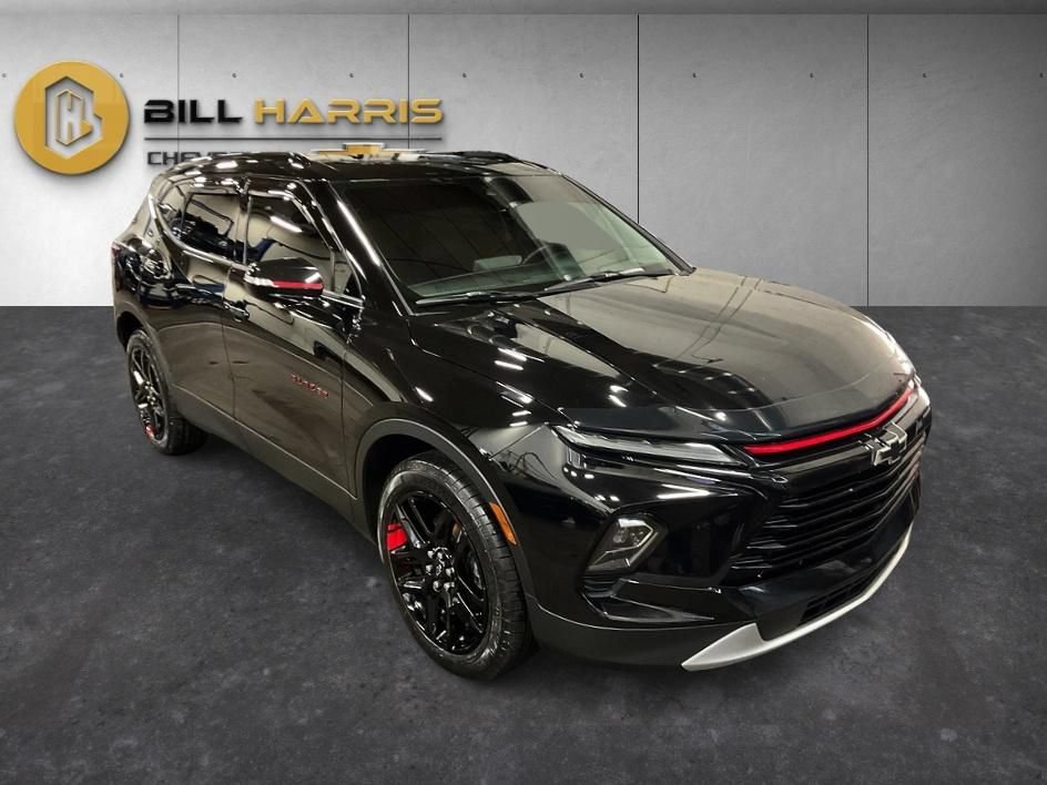 Used 2023 Chevrolet Blazer LT w/ LPO, Floor Liner Package AWD/4WD image 9