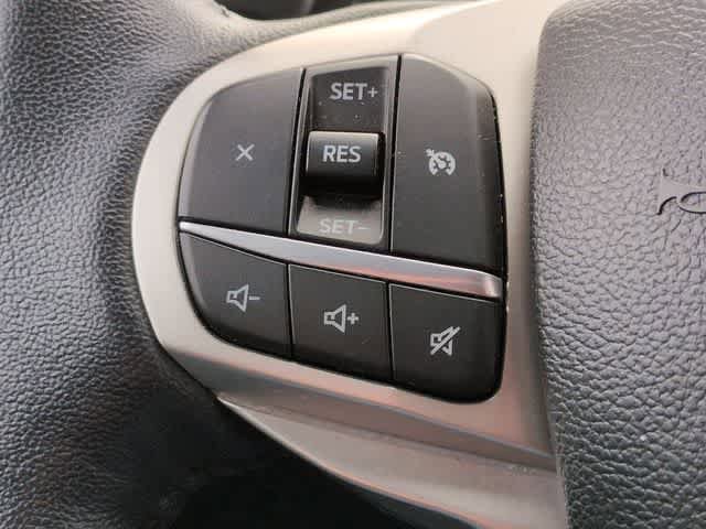 Used 2023 Ford Explorer XLT w/ Equipment Group 202A AWD/4WD image 25
