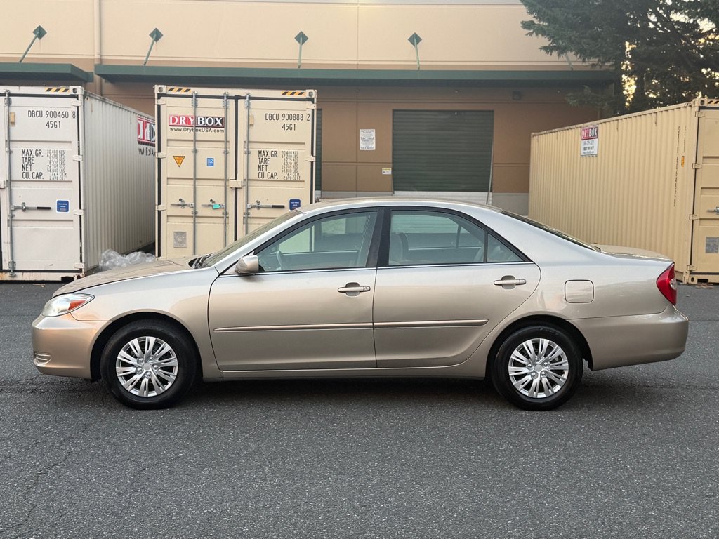 Used 2004 Toyota Camry FWD image 8