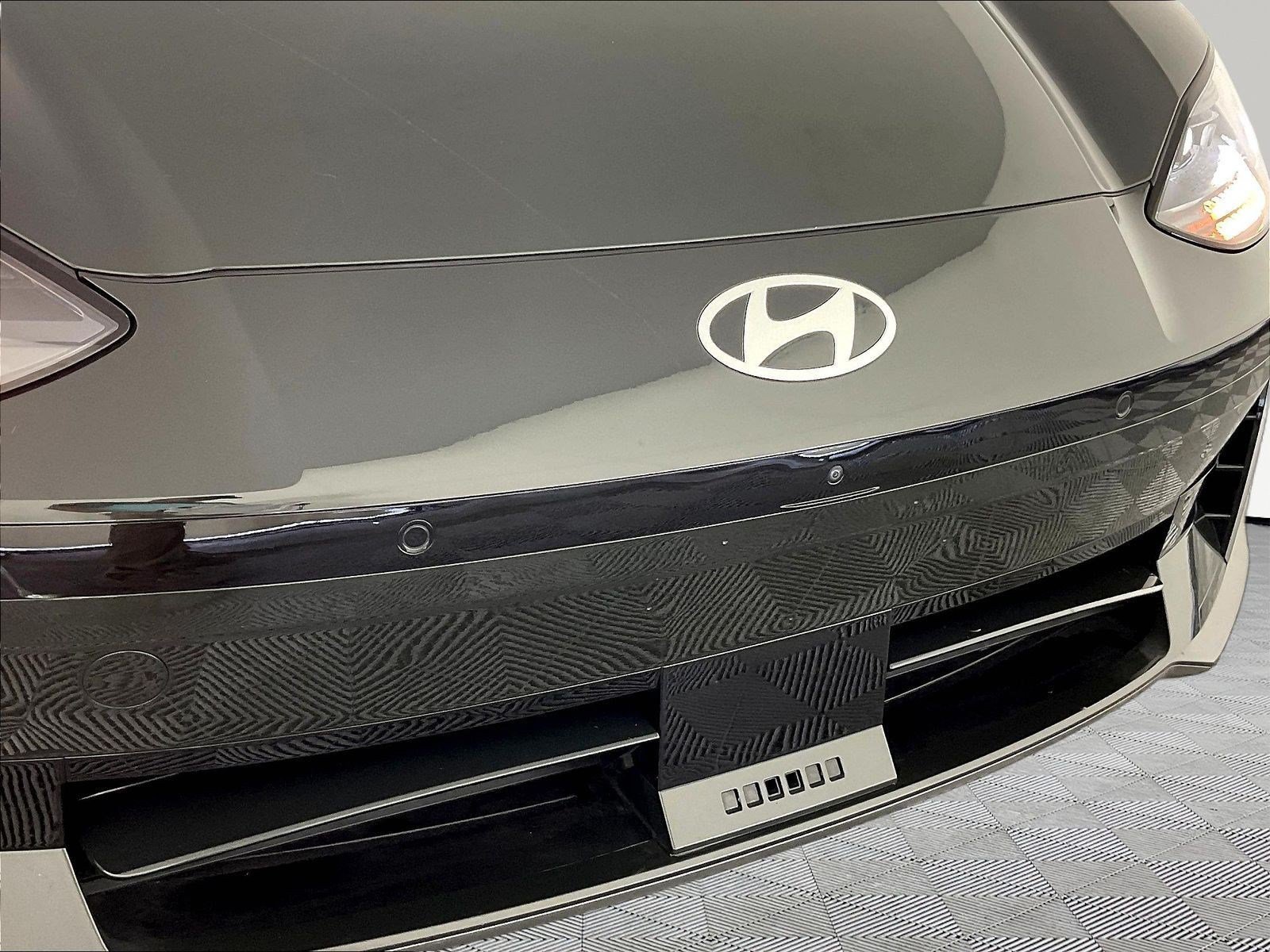 Used 2024 Hyundai Ioniq 6 Limited AWD/4WD image 32