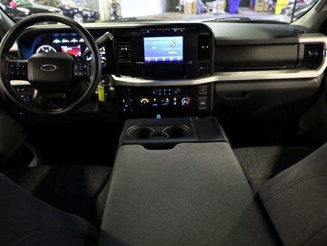 Certified 2024 Ford F350 XLT w/ FX4 Off-Road Package image 5