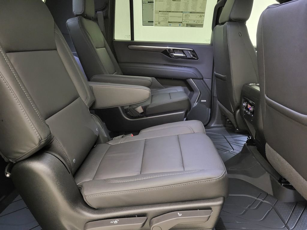 New 2026 Chevrolet Suburban LT w/ Comfort Package image 45