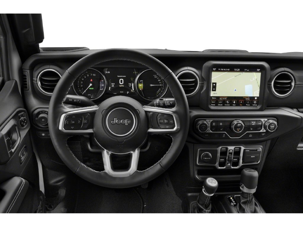 Used 2022 Jeep Wrangler Unlimited Sahara w/ Cold Weather Group AWD/4WD image 4