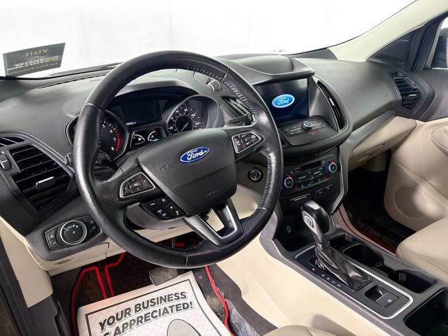 Used 2019 Ford Escape SEL AWD/4WD image 9