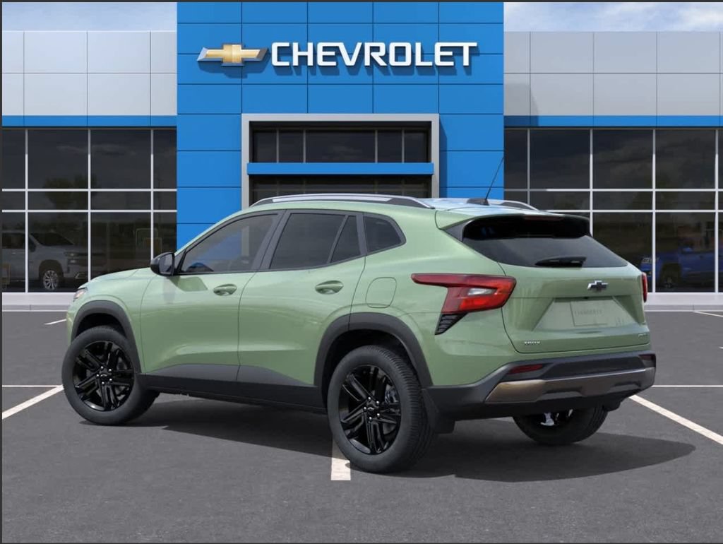 New 2026 Chevrolet Trax ACTIV w/ Driver Confidence Package FWD image 2